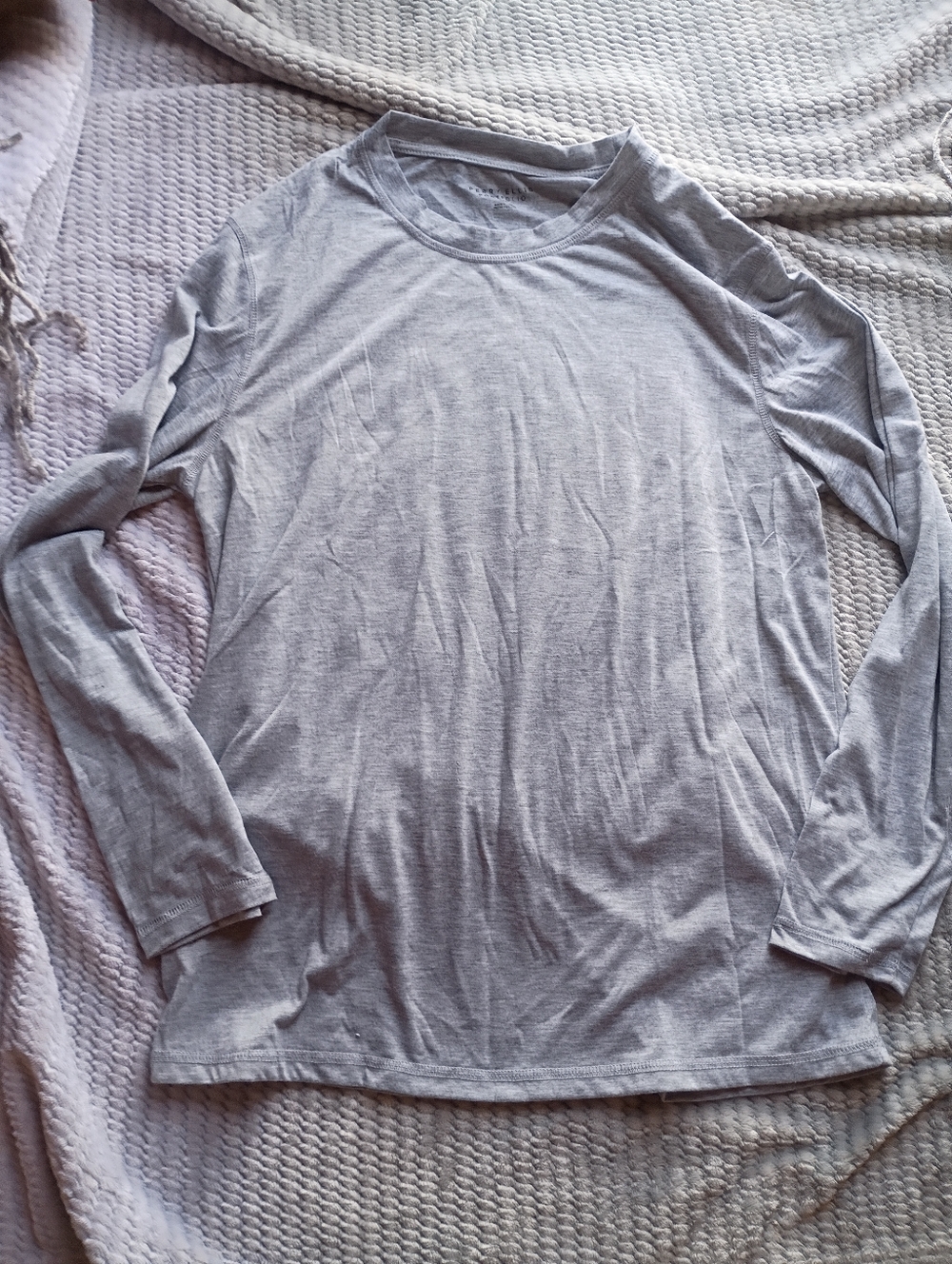 Perry Ellis long sleeve casual Tee - Picture 2 of 3